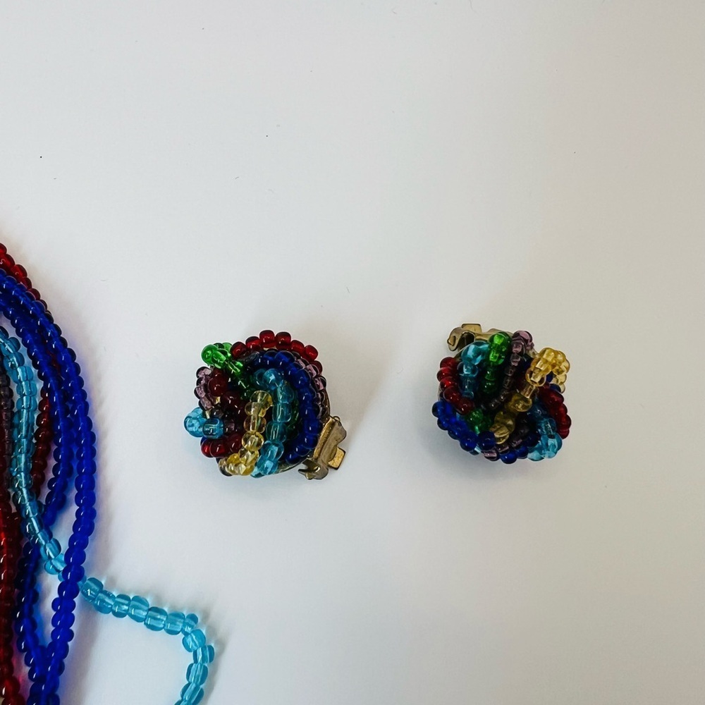 Elegant Multicolor Beaded Necklace and Earring Set - Picture 5 of 6